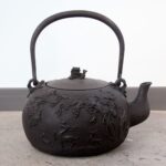 Large Capacity Uncoated Cast Iron Kettle Teapot Home Ornaments Crafts - Image 4
