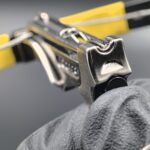 Mini Crossbow Model Keychain Retro - Image 2