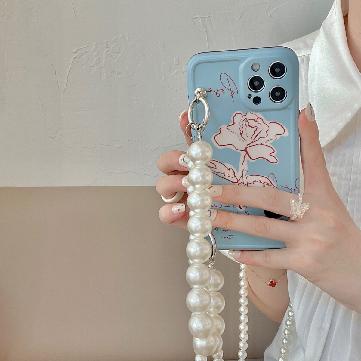 Flower Pearl Messenger Silicone Phone Case - Image 2