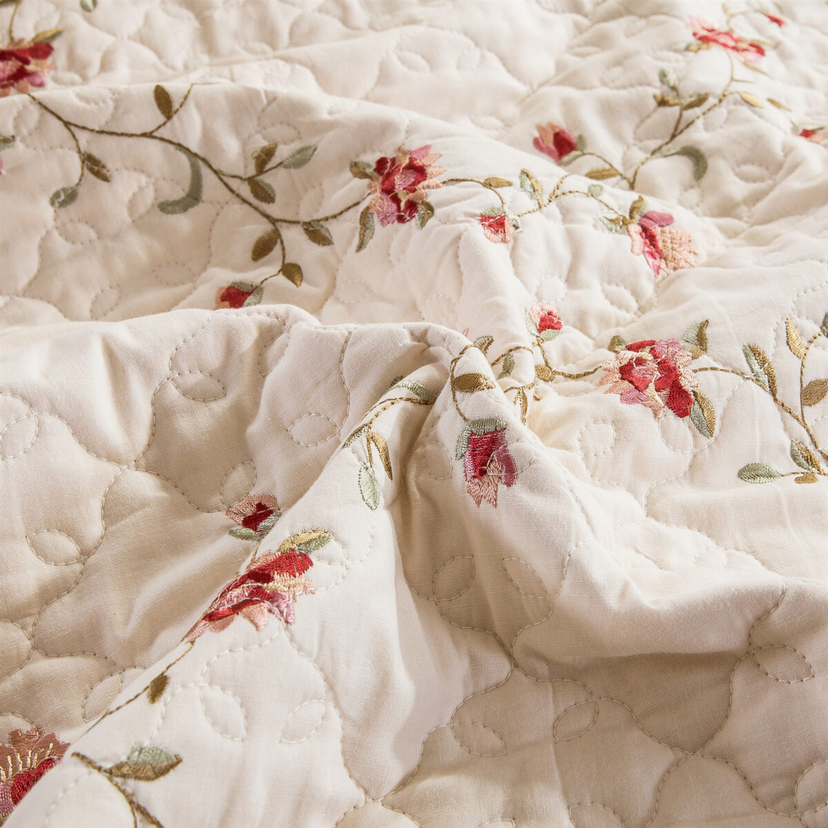 Embroidered Cotton White Summer Suit Bedspread - Image 5