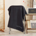 Class A Plus-sized Thickened Winter Household Absorbent Bath Towel - Image 10