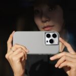 Silicone All-inclusive Leather Phone Case Magnetic Suction - Image 2