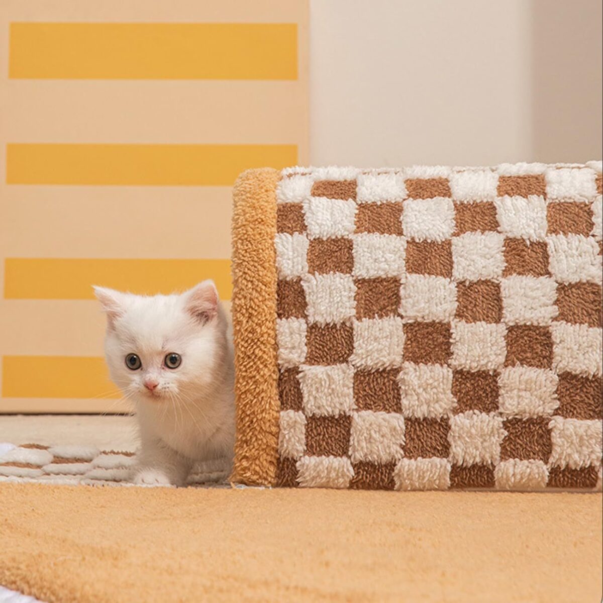 2 In 1 Dog Cat Bed Tunnel Cute Fan Shaped Pet Bed Funny Plush Plaid - Image 8