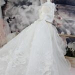 Heavy-duty Embroidered Tail Wedding Dress - Image 5