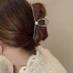 Metal Twist Cross Pearl Hairpin Fashion - Image 7