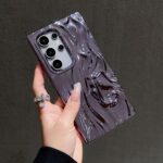 Three-dimensional Pleated Electroplating Phone Case - Image 8